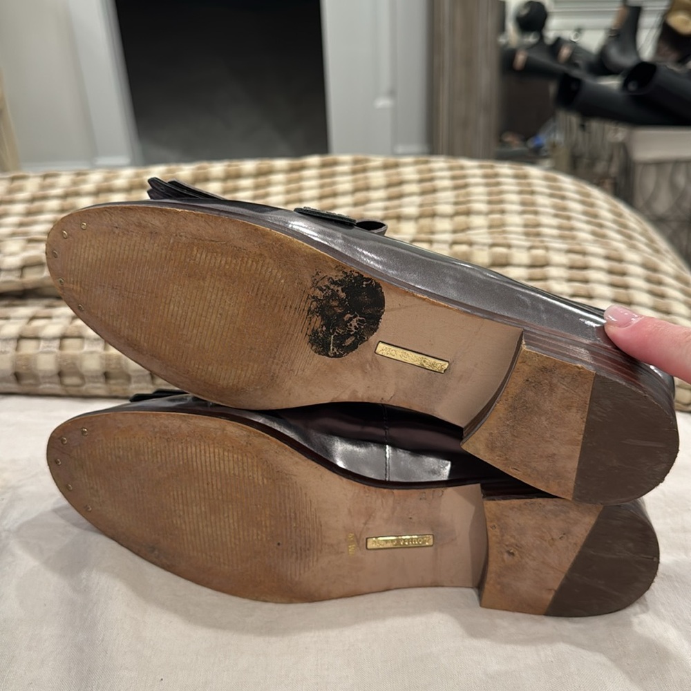 Louise et Cie Black Patent Leather Loafers with Fringe - Picture 4 of 10